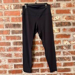 P82 - Lululemon Athletica Align 28" Black Leggings